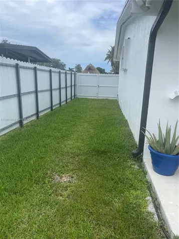 9911 SW 198th Street Cutler Bay FL 33157