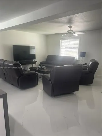 9911 SW 198th Street Cutler Bay FL 33157