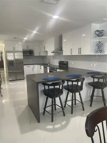9911 SW 198th Street Cutler Bay FL 33157