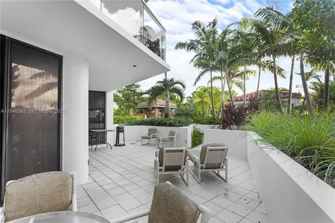 20281 E Country Club Drive Aventura FL 33180