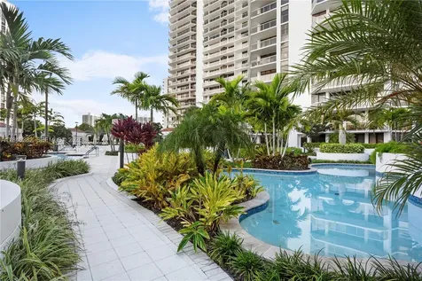 20281 E Country Club Drive Aventura FL 33180
