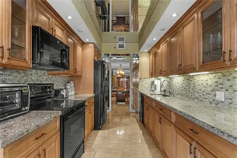 20281 E Country Club Drive Aventura FL 33180