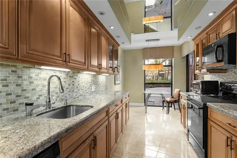 20281 E Country Club Drive Aventura FL 33180