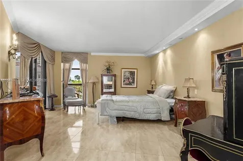20281 E Country Club Drive Aventura FL 33180