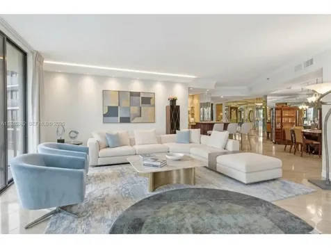 20281 E Country Club Drive Aventura FL 33180
