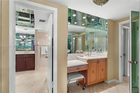20281 E Country Club Drive Aventura FL 33180