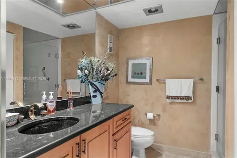 20281 E Country Club Drive Aventura FL 33180