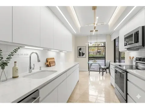 20281 E Country Club Drive Aventura FL 33180