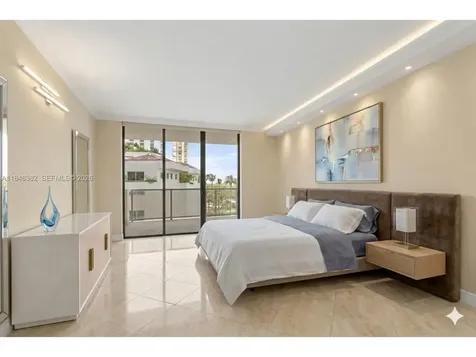 20281 E Country Club Drive Aventura FL 33180