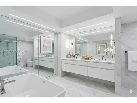 20281 E Country Club Drive Aventura FL 33180