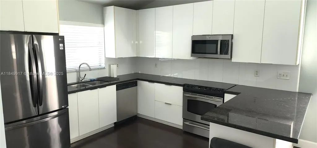 49 E Tara Lakes Drive E Boynton Beach FL 33436