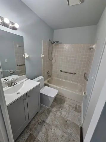 49 E Tara Lakes Drive E Boynton Beach FL 33436