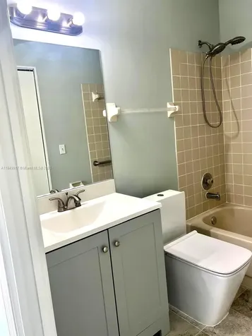 49 E Tara Lakes Drive E Boynton Beach FL 33436