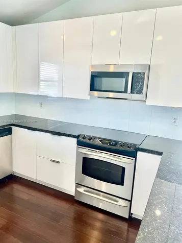 49 E Tara Lakes Drive E Boynton Beach FL 33436