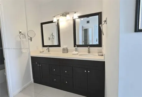 3731 N Country Club Drive Aventura FL 33180