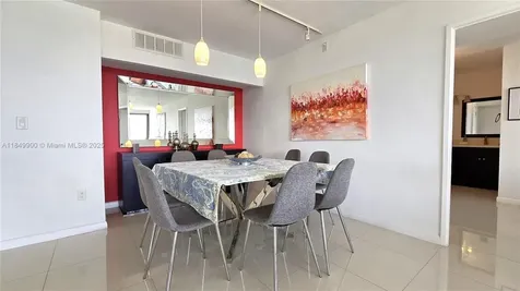 3731 N Country Club Drive Aventura FL 33180