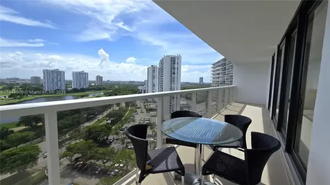 3731 N Country Club Drive Aventura FL 33180