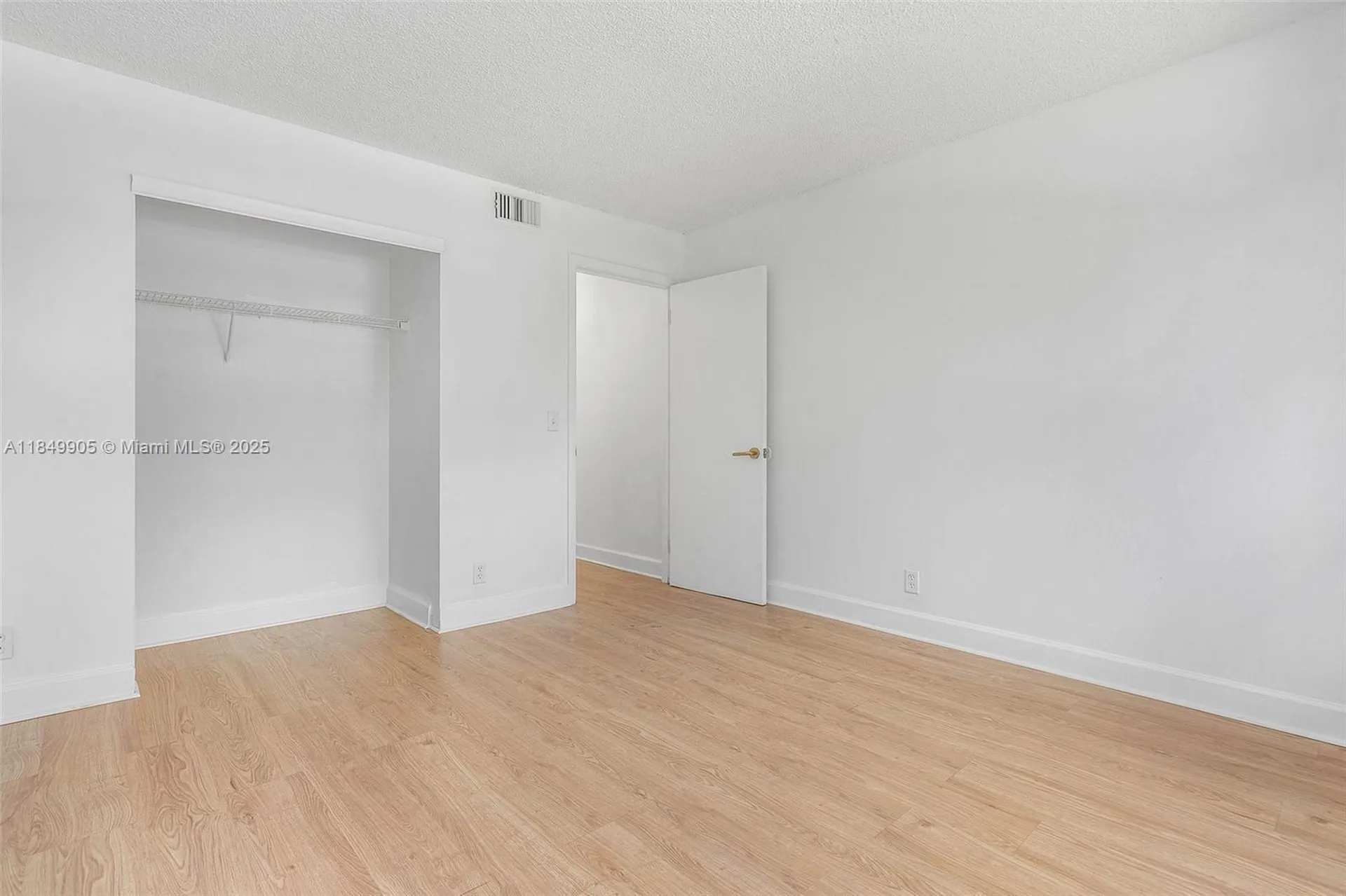 8721 Wiles Road Coral Springs FL 33067