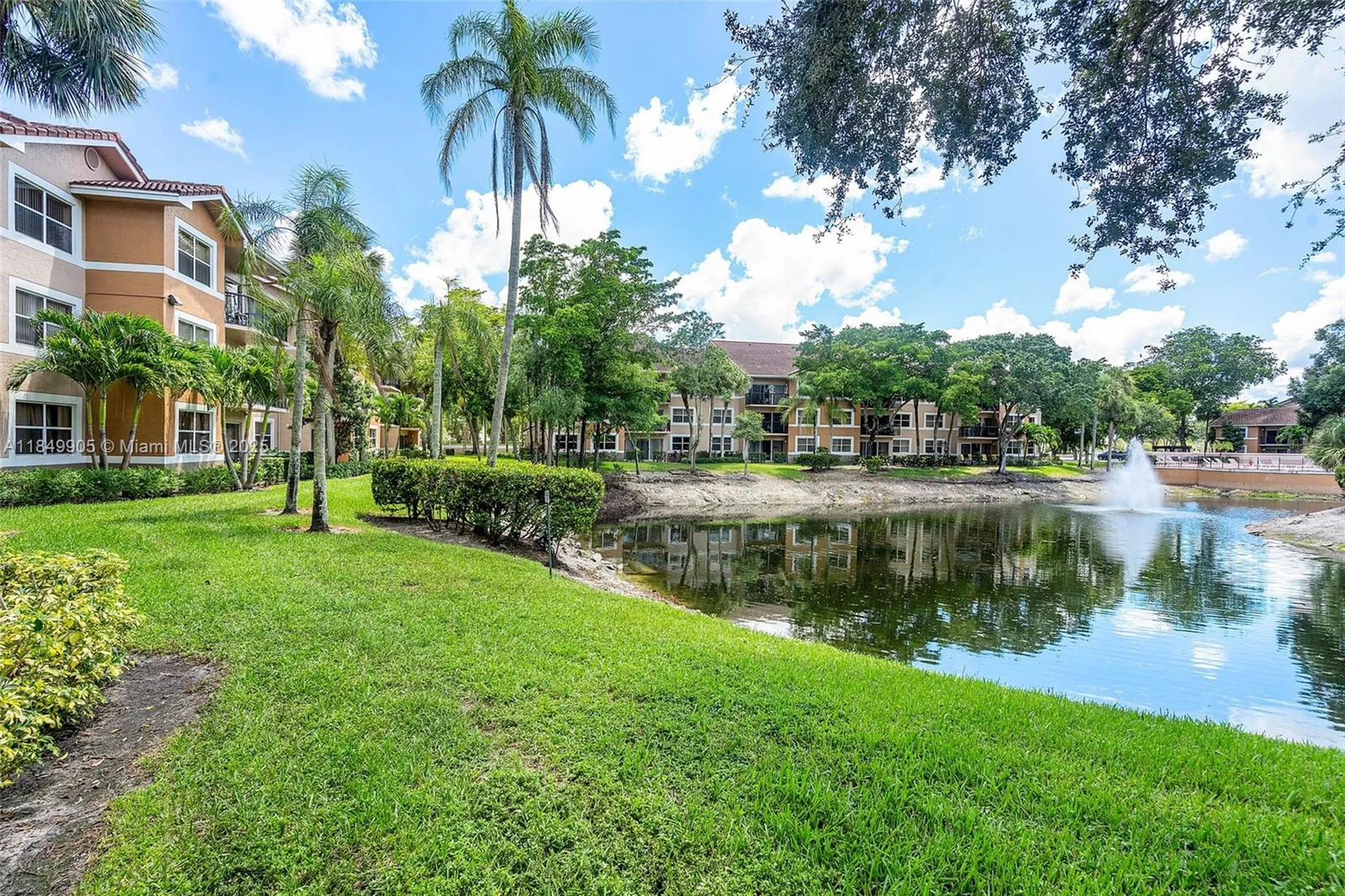 8721 Wiles Road Coral Springs FL 33067