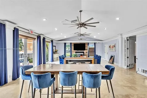 8721 Wiles Road Coral Springs FL 33067