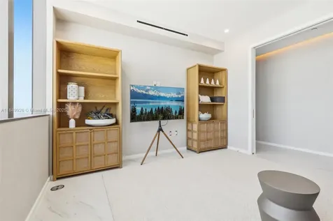 2000 S Ocean Drive Hallandale Beach FL 33009