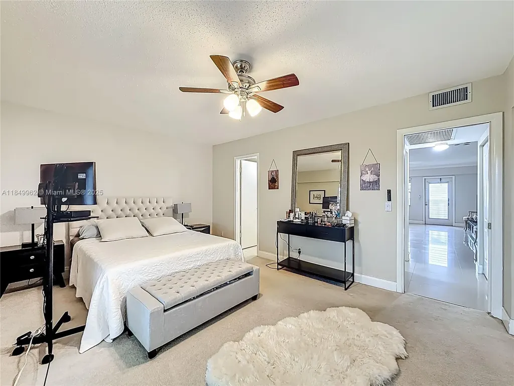 618 Fanshaw O Boca Raton FL 33434