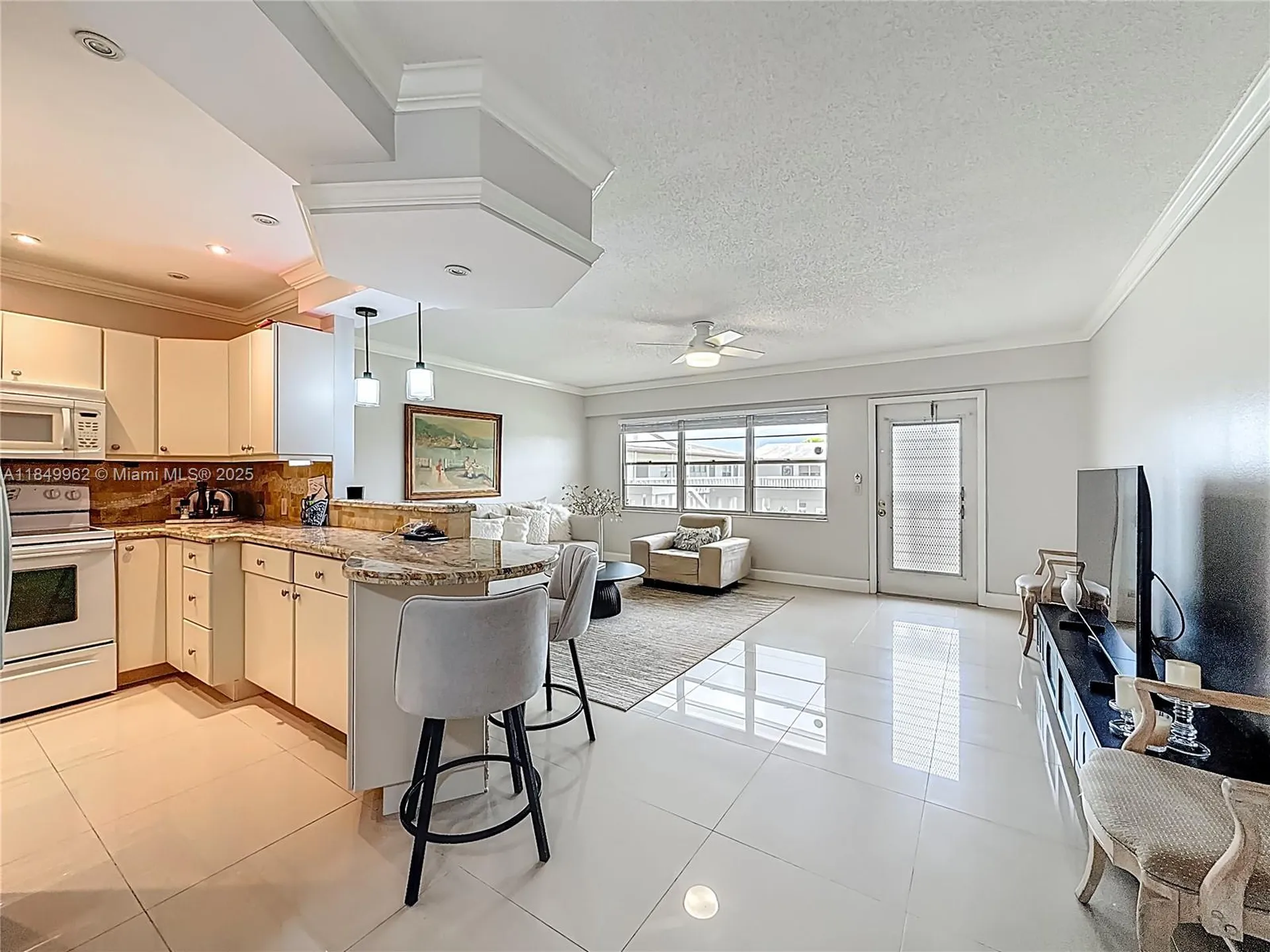 618 Fanshaw O Boca Raton FL 33434