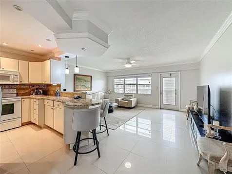 618 Fanshaw O Boca Raton FL 33434