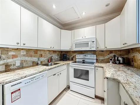 618 Fanshaw O Boca Raton FL 33434
