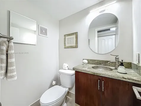 618 Fanshaw O Boca Raton FL 33434