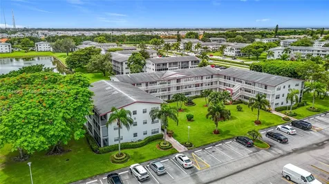 618 Fanshaw O Boca Raton FL 33434