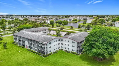 618 Fanshaw O Boca Raton FL 33434