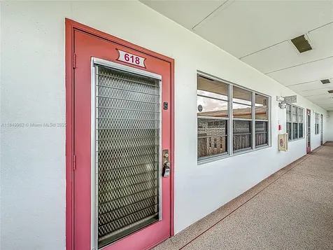618 Fanshaw O Boca Raton FL 33434