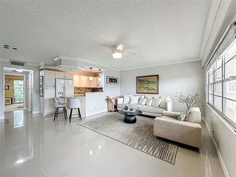 618 Fanshaw O Boca Raton FL 33434