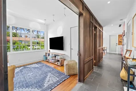 934 16th Street Miami Beach FL 33139