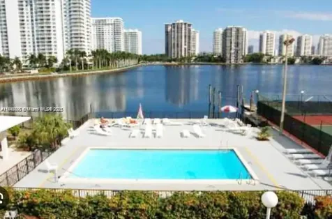2750 NE 183rd Street Aventura FL 33160