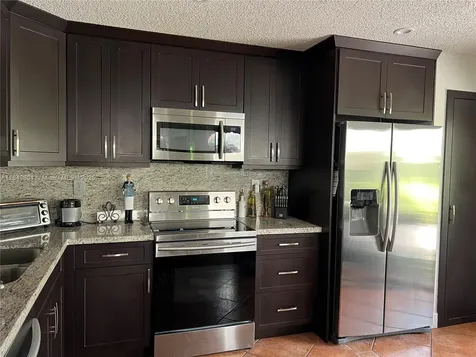 16406 SW 72nd Terrace Miami FL 33193