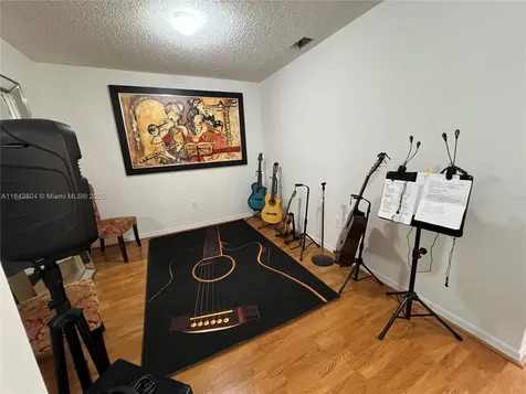 16406 SW 72nd Terrace Miami FL 33193