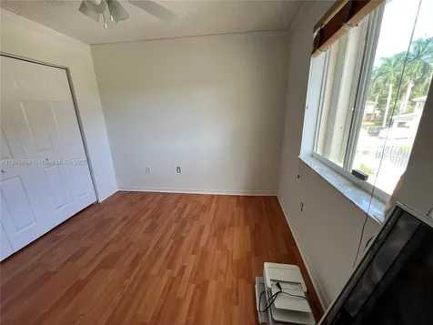 16406 SW 72nd Terrace Miami FL 33193