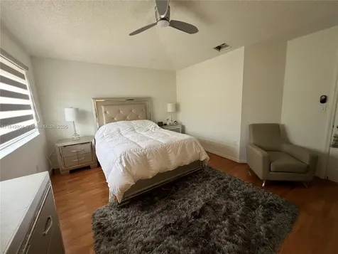 16406 SW 72nd Terrace Miami FL 33193
