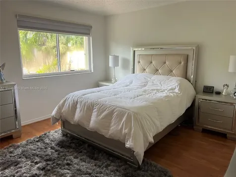 16406 SW 72nd Terrace Miami FL 33193