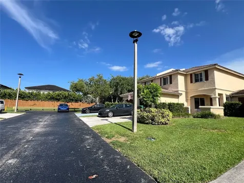 16406 SW 72nd Terrace Miami FL 33193