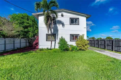 520 SW Krome Terrace Homestead FL 33030