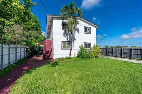 520 SW Krome Terrace Homestead FL 33030