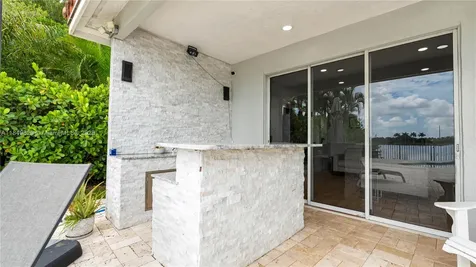 1361 NW 185th Avenue Pembroke Pines FL 33029