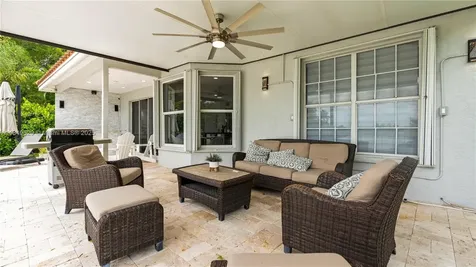 1361 NW 185th Avenue Pembroke Pines FL 33029