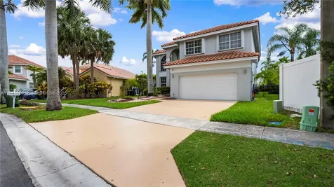 1361 NW 185th Avenue Pembroke Pines FL 33029