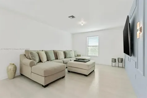 3520 Haldin Place Royal Palm Beach FL 33411