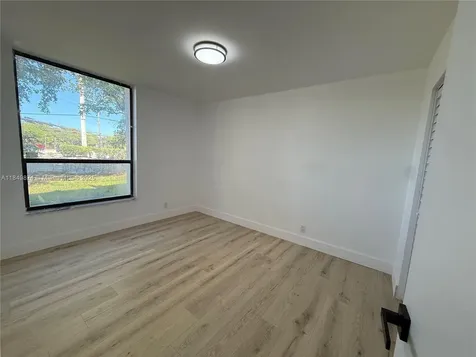 7950 W Mcnab Road Tamarac FL 33321