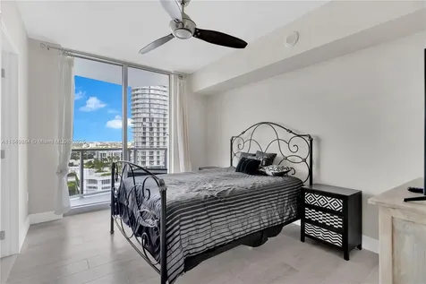 185 SW 7th Street Miami FL 33130